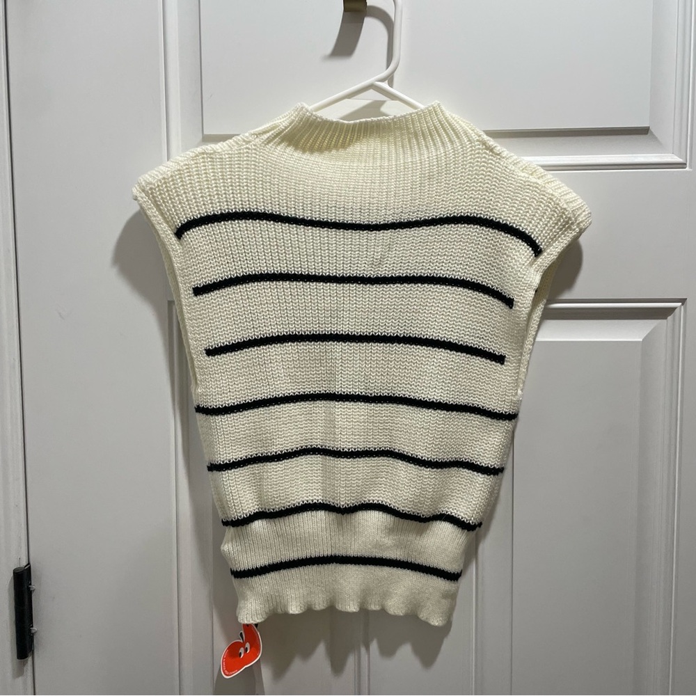 Cider Cream and Black Striped Sleeveless Turtleneck Knit Sweater Women’s Size Sm